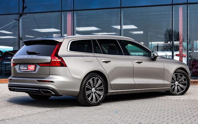 Volvo V60 cena 96900 przebieg: 165015, rok produkcji 2018 z Mińsk Mazowiecki małe 781